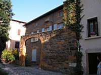 L'Arbresle - Vieux mur